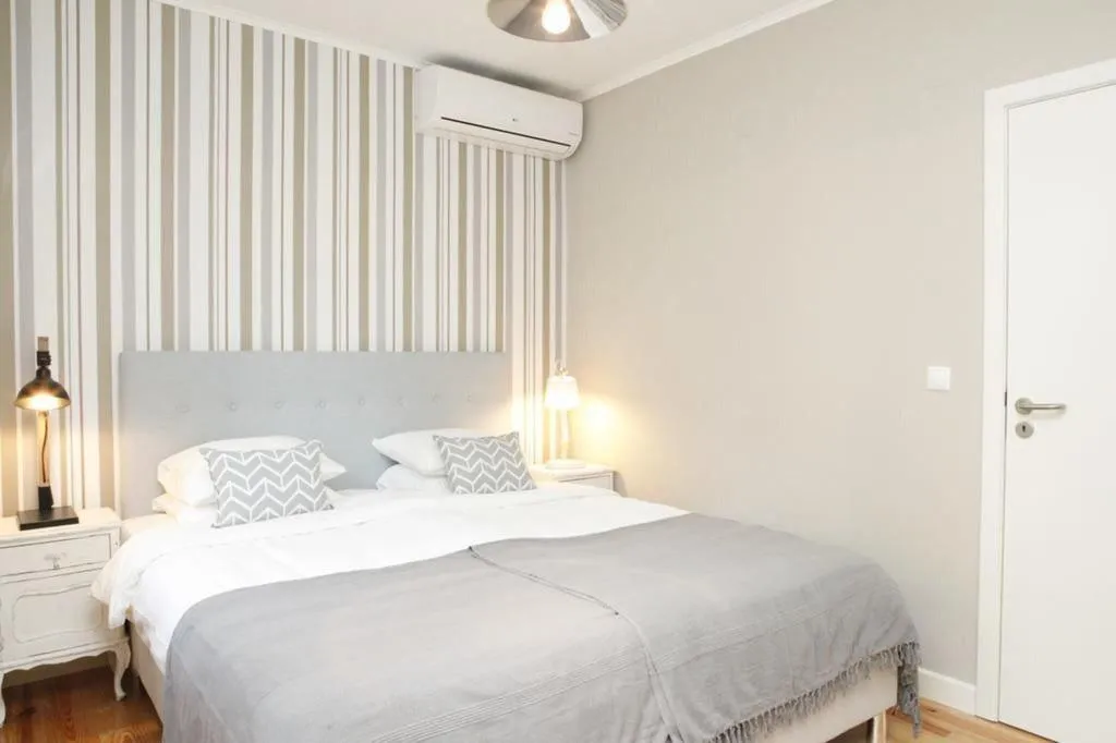Room, Flores Guest House, Lisbon