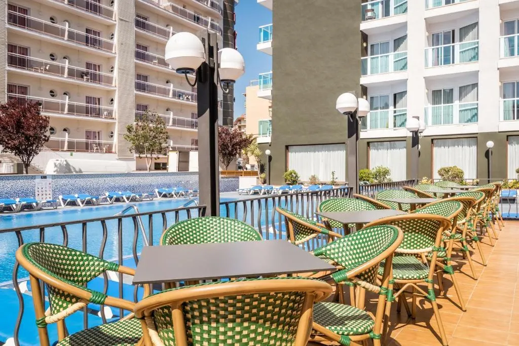 Terrace, Hotel Cartago Nova by Alegria, Costa Brava