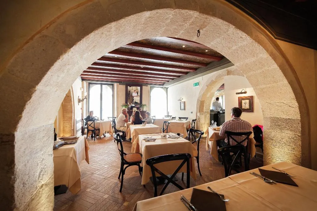 Restaurant, Algila Ortigia Charme Hotel, Catania