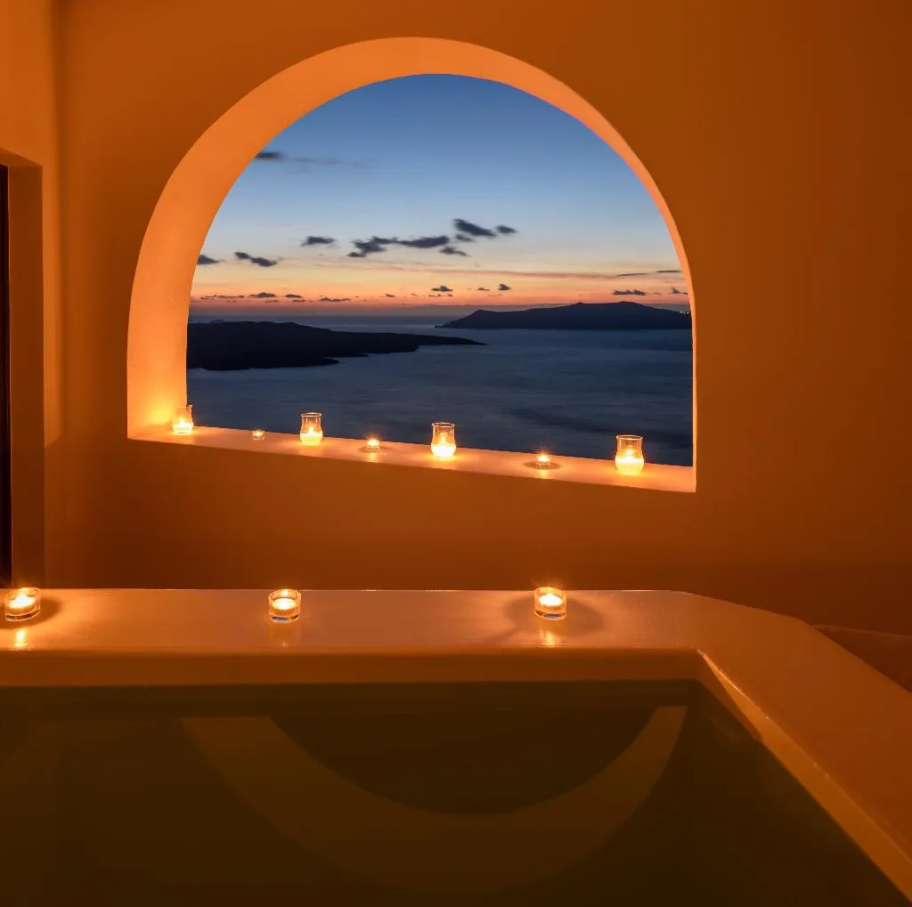 SUITE DELUXE ONE BED Room, Panorama Suites, Santorini