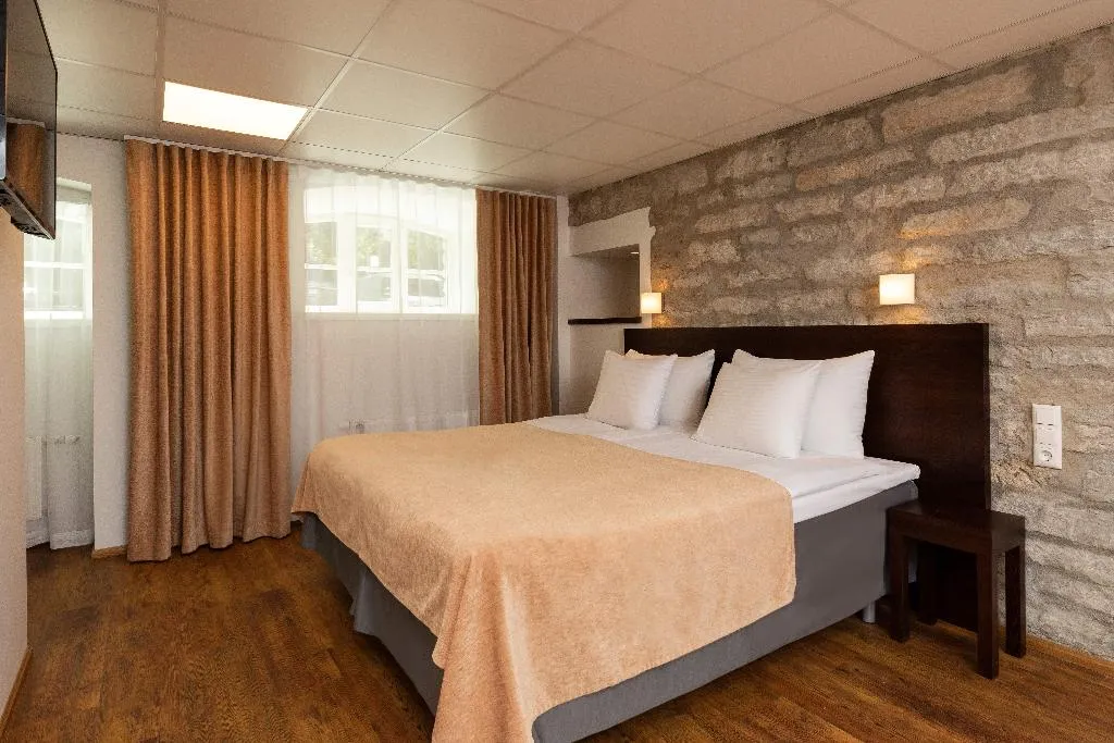 TRIPLE STANDARD Room, City Hotel Tallinn, Tallinn