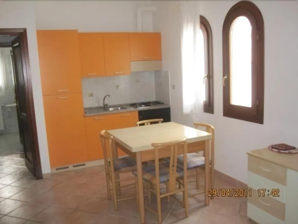 Room, Residence Olbia, Olbia