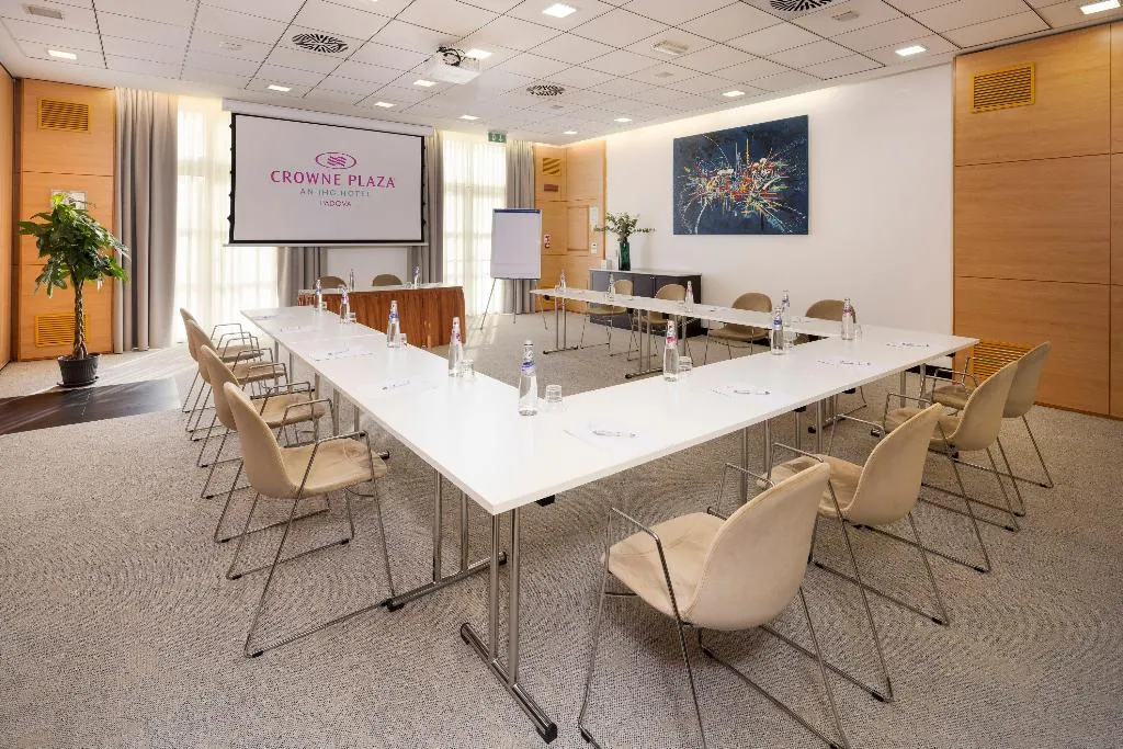 Conferences, Crowne Plaza Padova, Venice