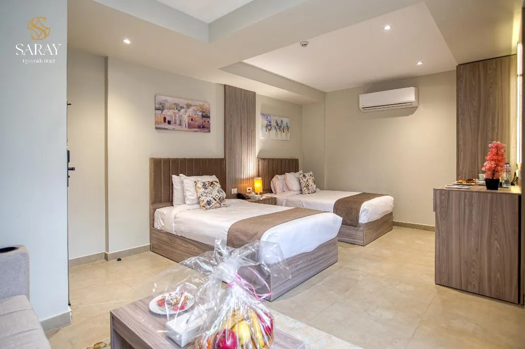 JUNIOR SUITE WITH VIEWS Room, Saray Pyramids & Museum View Hotel, Cairo
