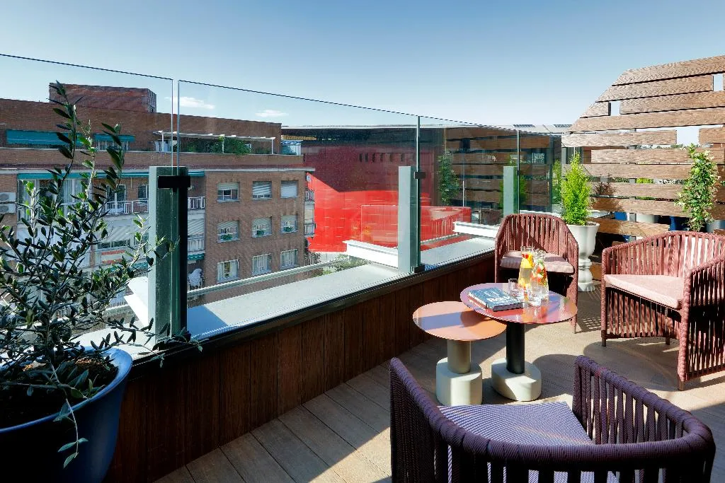 SUITE STANDARD Room, Hard Rock Hotel Madrid, Madrid