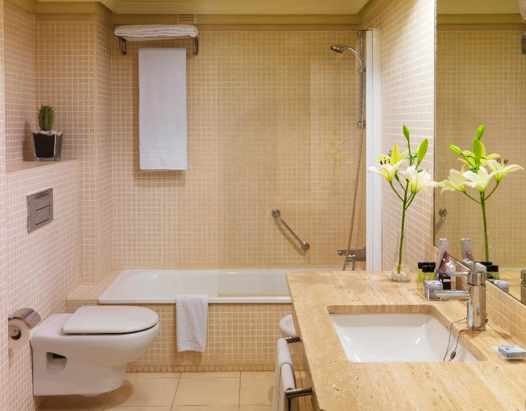TRIPLE STANDARD Room, H10 Lanzarote Princess, Lanzarote