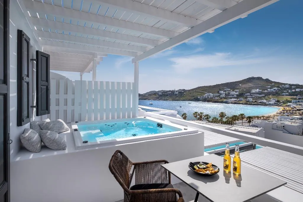 JUNIOR SUITE WITH JACUZZI Room, Deliades, Mykonos