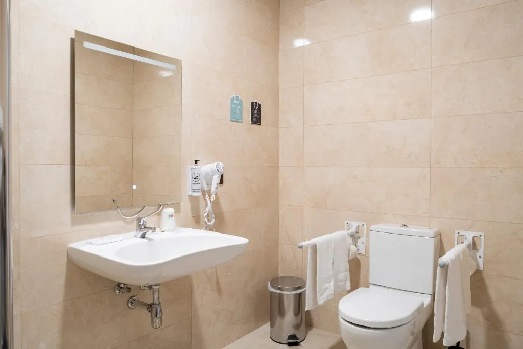 DOUBLE ECONOMY Room, Alda Malvasia, Valencia