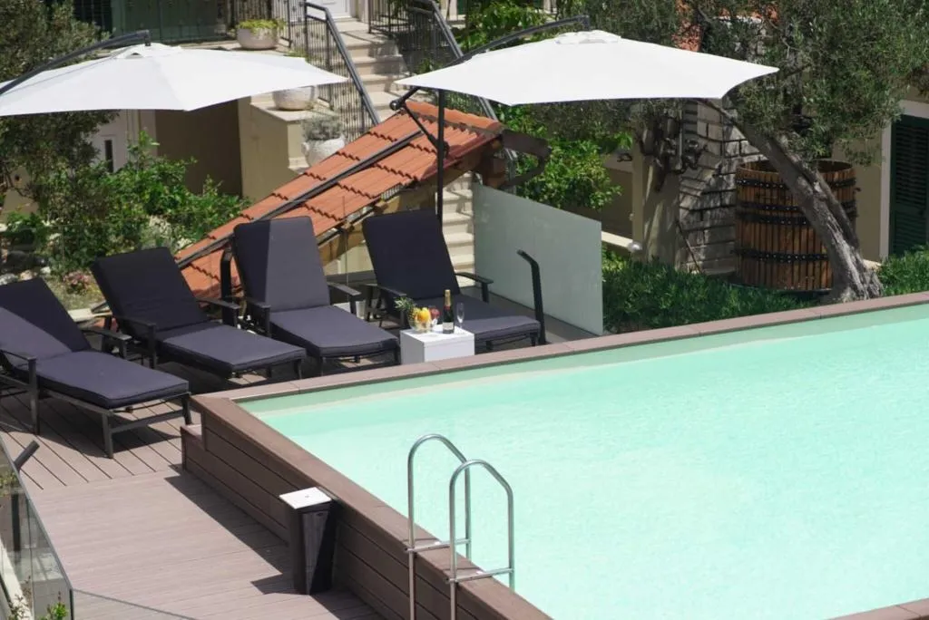 Pool, Fortuna, Split