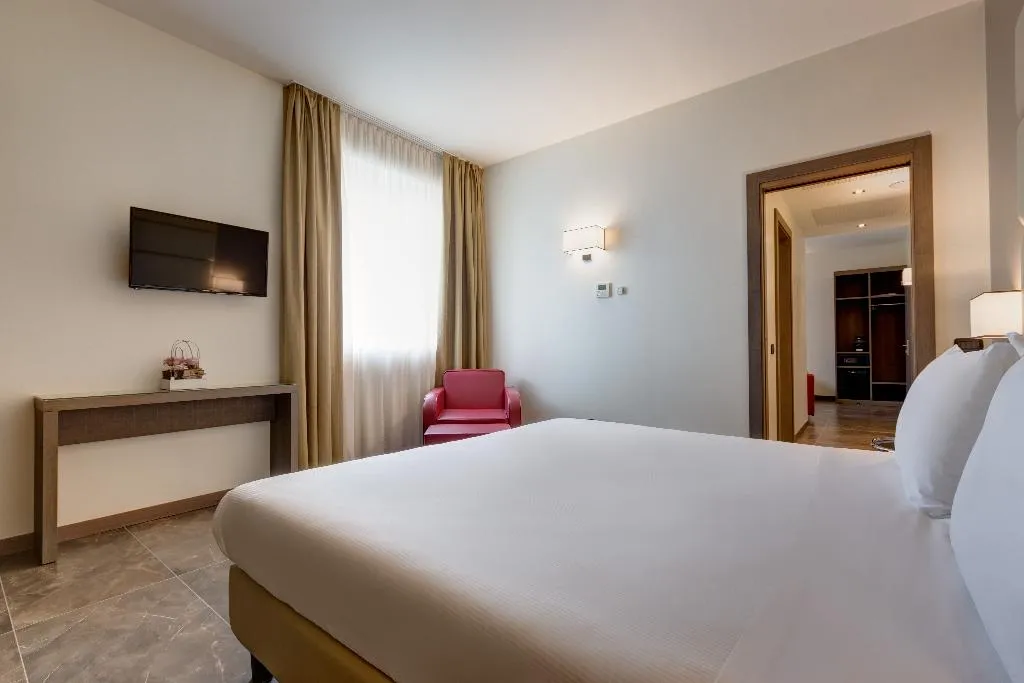 FAMILY ROOM CAPACITY 2 Room, Klima Hotel Milano Fiera, Milan