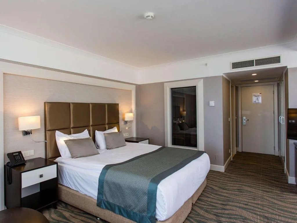 DOUBLE CLASSIC SEA VIEW Room, TUI Magic Life Rixos Beldibi +16, Antalya