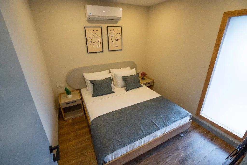 DOUBLE ONE BED Room, Lara Mari̇Ne Homes, Antalya