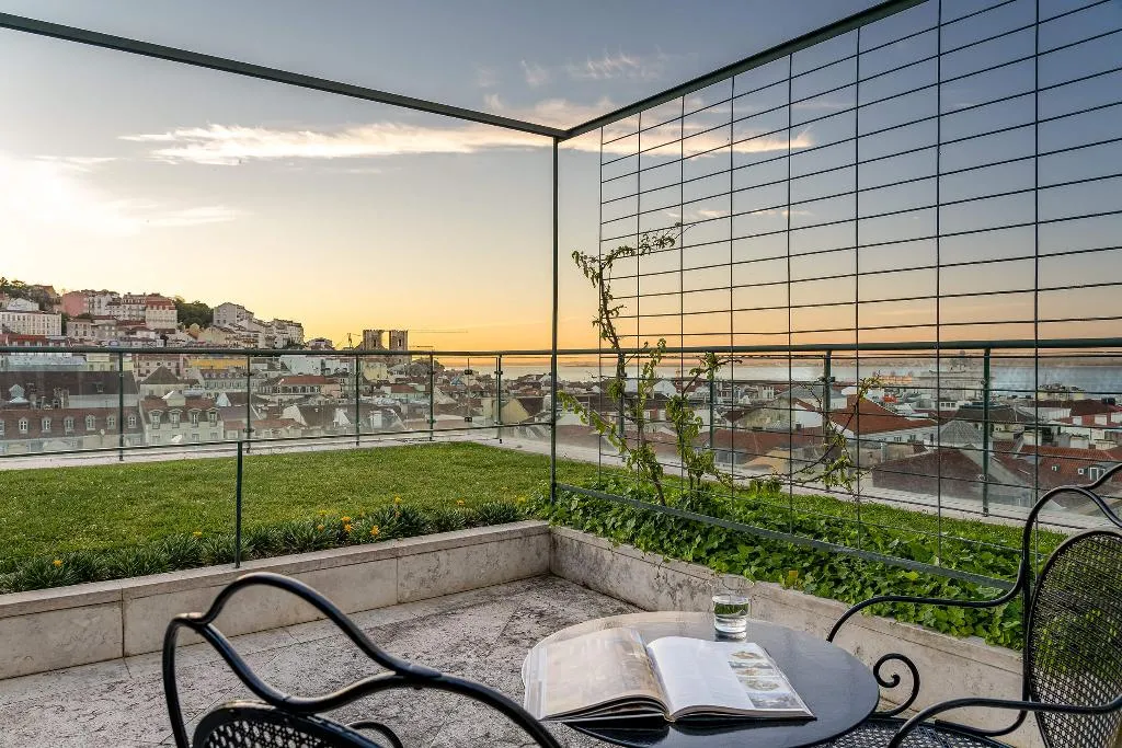 Double or Twin PREMIUM Room, Hotel do Chiado, Lisbon