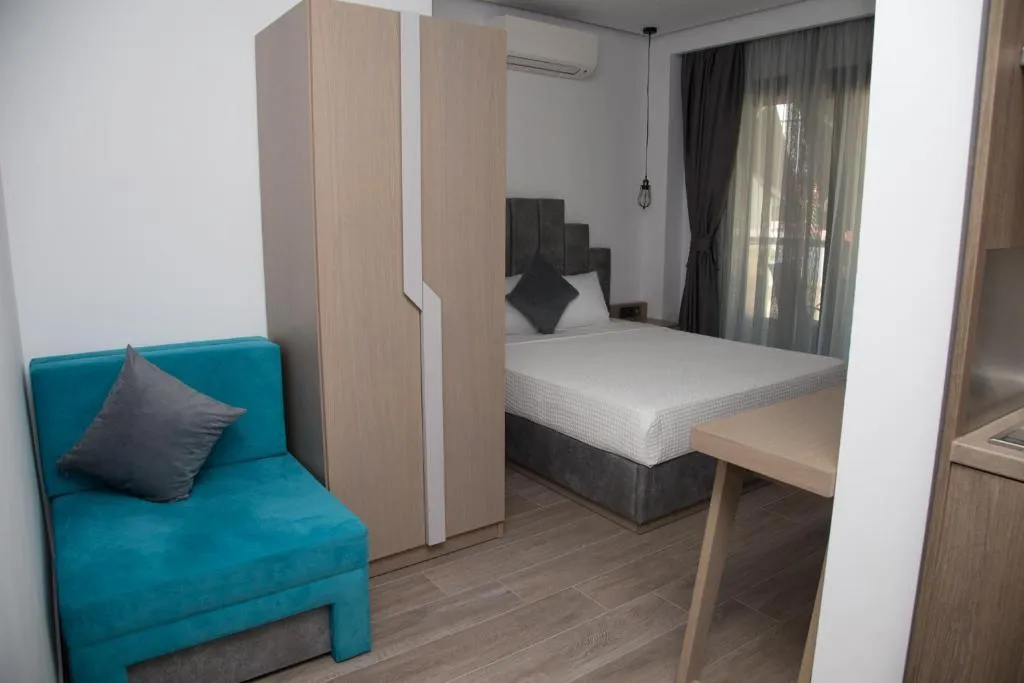 DOUBLE CLASSIC Room, Amalia Rooms Sea View, Thessaloniki