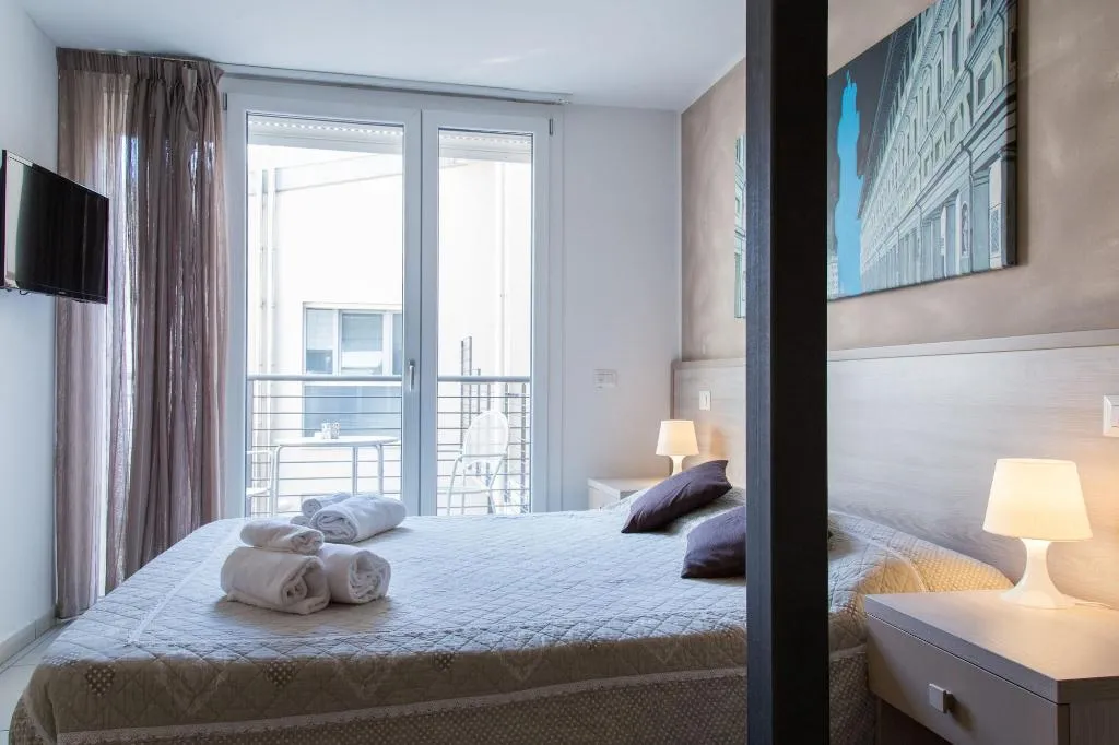 Room, Centrale B B, Florence