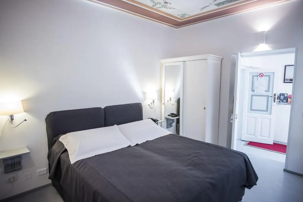 Room, Aretusa Vacanze B&B, Catania