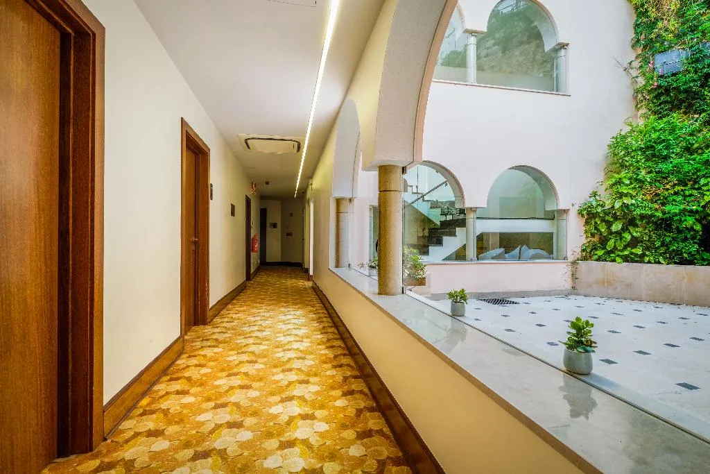 Terrace, Sintra Boutique Hotel, Lisbon
