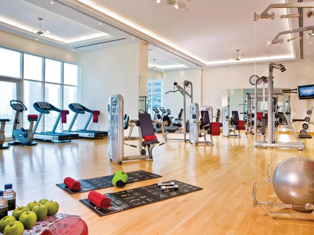 Sports and Entertainment, Tamani Marina Hotel and Hotel Apartment, Dubai