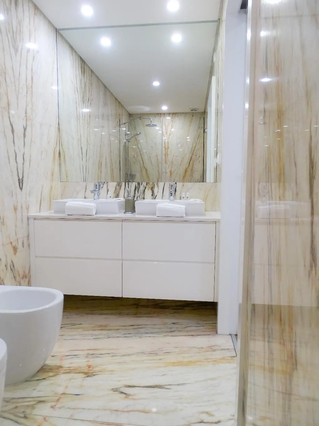 APARTMENT TWO BEDROOMS Room, RS Porto Campanha, Porto