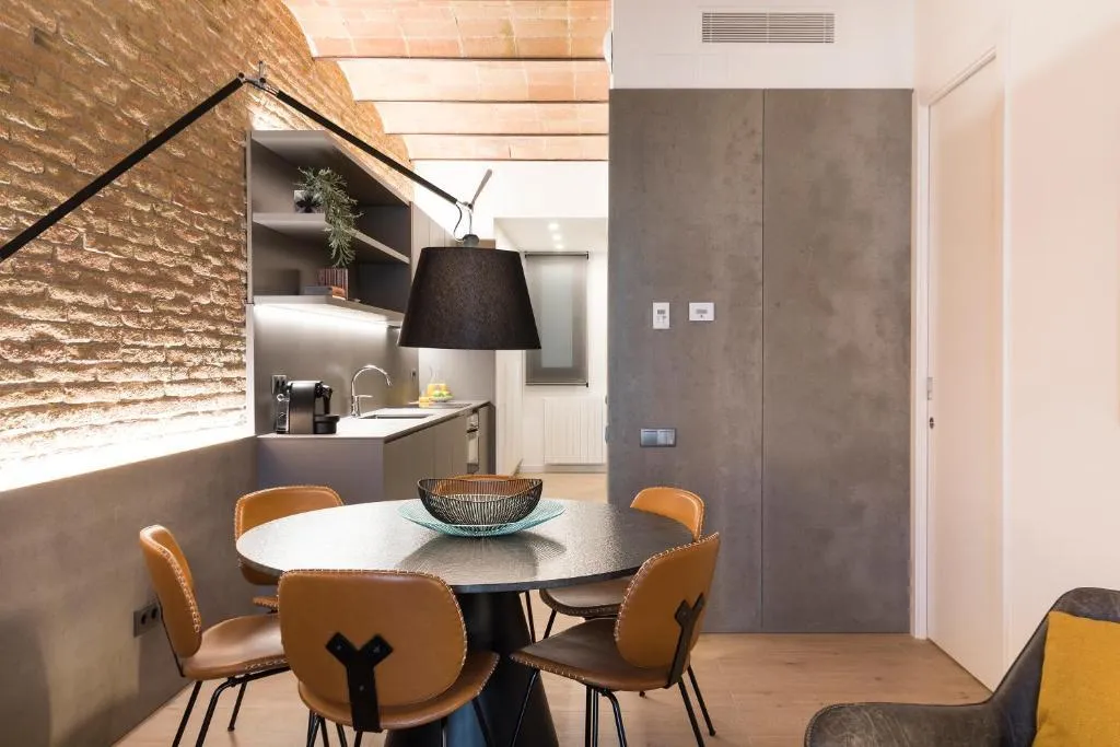 APARTMENT THREE BEDROOMS Room, Aspasios Sagrada Familia Apartments, Barcelona