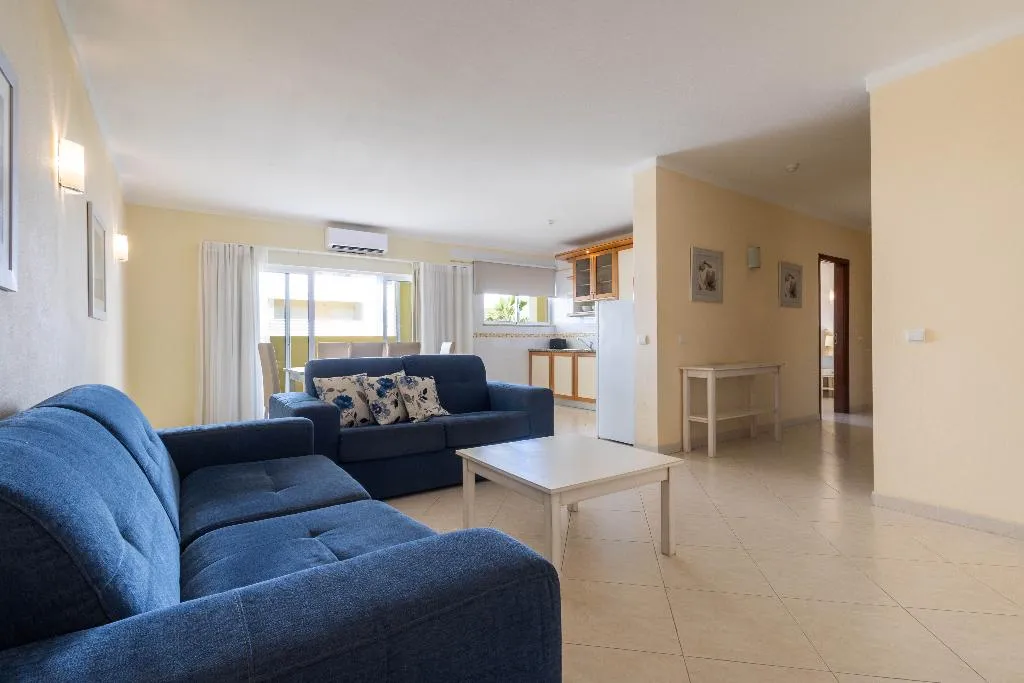 APARTMENT TWO BEDROOMS Room, Vila Marachique - Torralvor, Algarve