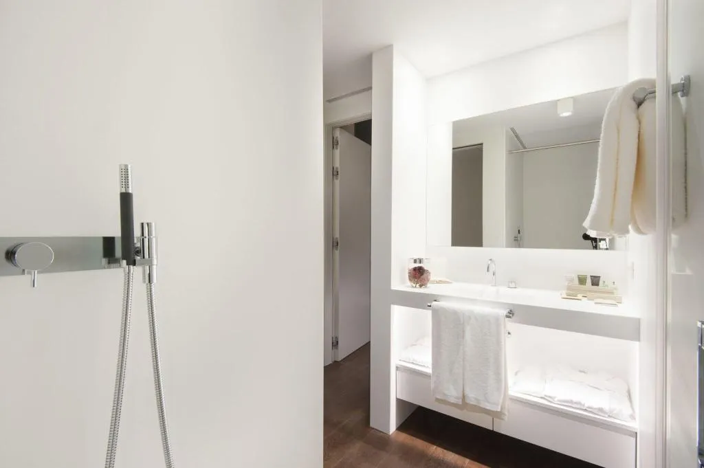DOUBLE DELUXE QUEEN BED Room, Hotel Mercer Sevilla, Seville