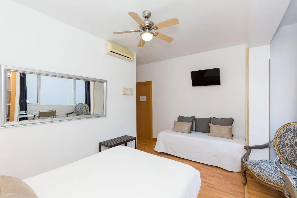 Room, Guadalupe Cozy Inns, Costa Del Sol
