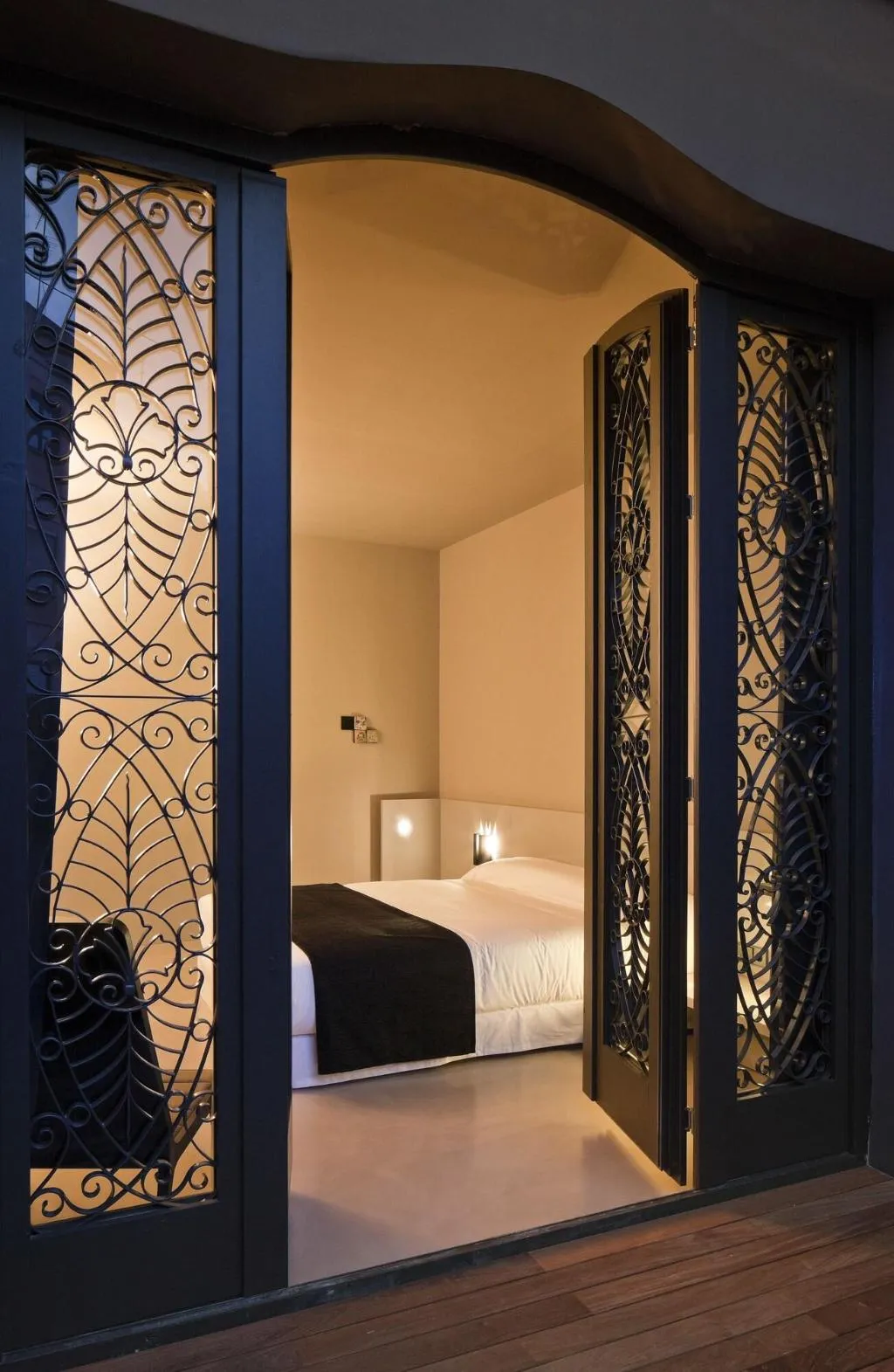 DOUBLE SUPERIOR KING BED Room, Caro Hotel, Valencia