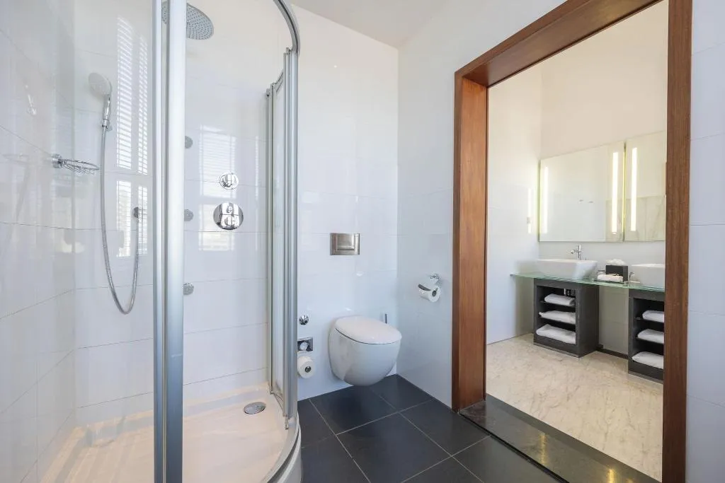 SUITE KING SIZE BED Room, Grand Hotel Amrâth Amsterdam, Amsterdam