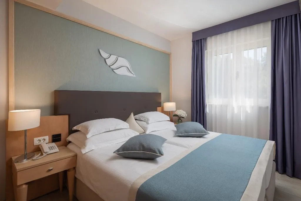 APARTMENT SEA VIEW Room, Aparthotel Flora, Split