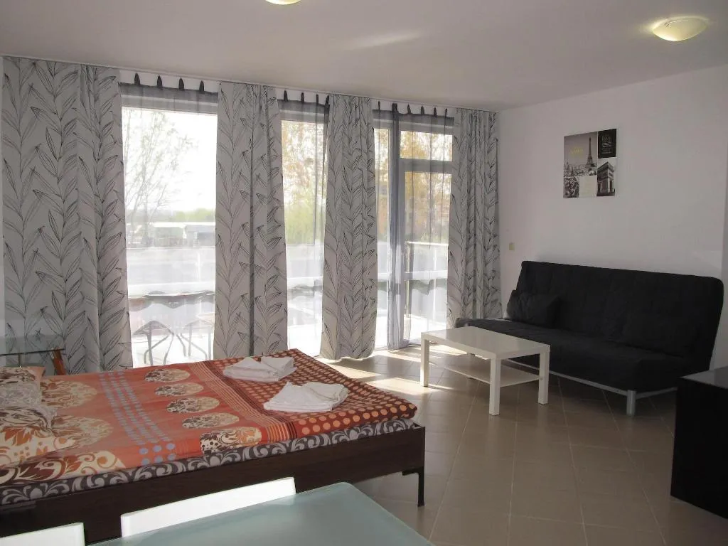 Room, Aparthotel Cote Da Zure, Bourgas