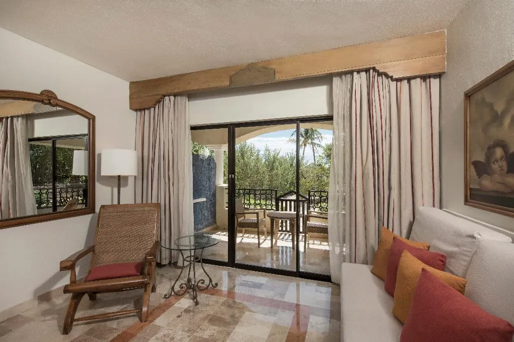 JUNIOR SUITE STANDARD Room, Iberostar Waves Paraiso Beach All Inclusive, Cancun Area