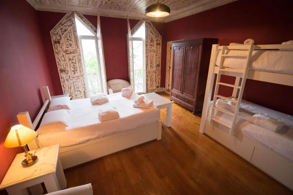QUADRUPLE STANDARD Room, Palacete Do Conselheiro, Porto