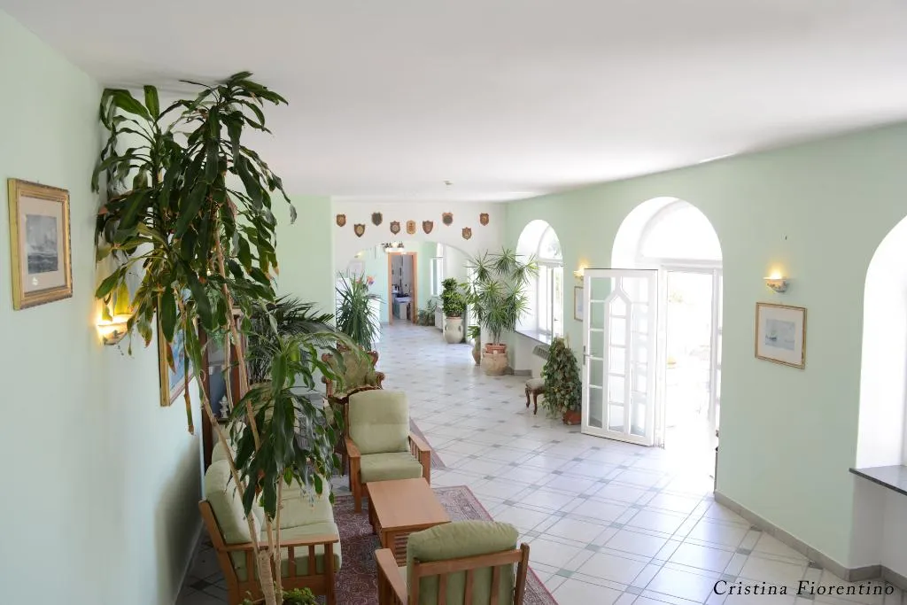 Lobby, La Ginestra, Naples