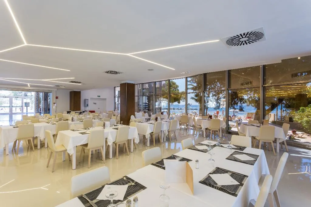 Restaurant, Sirenis Hotel Tres Carabelas & SPA, Ibiza