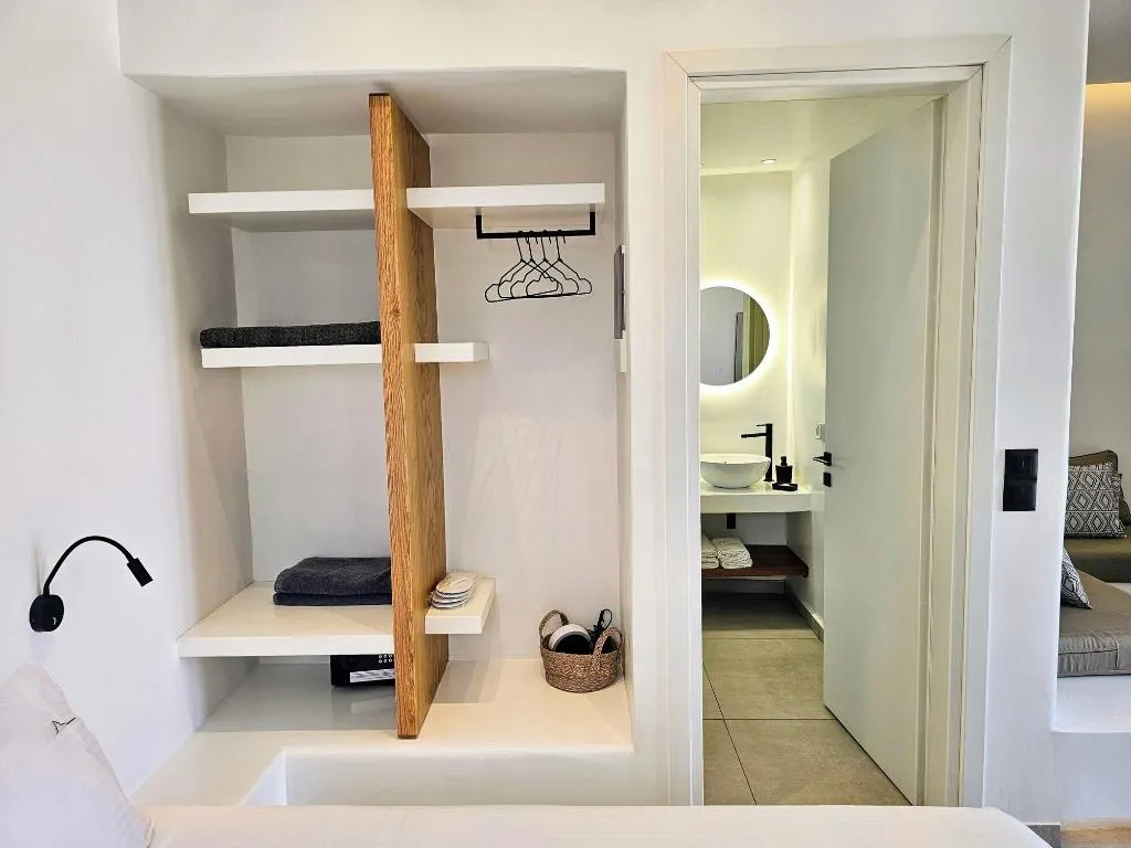 Room, MyLithos Suites, Santorini