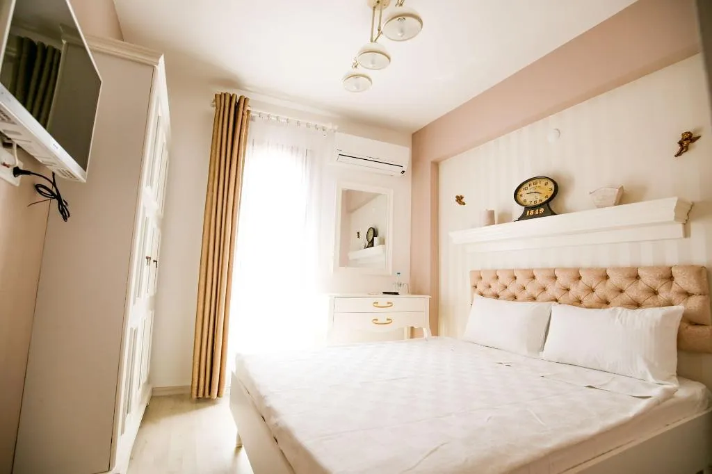 Room, Menendi Otel, Izmir