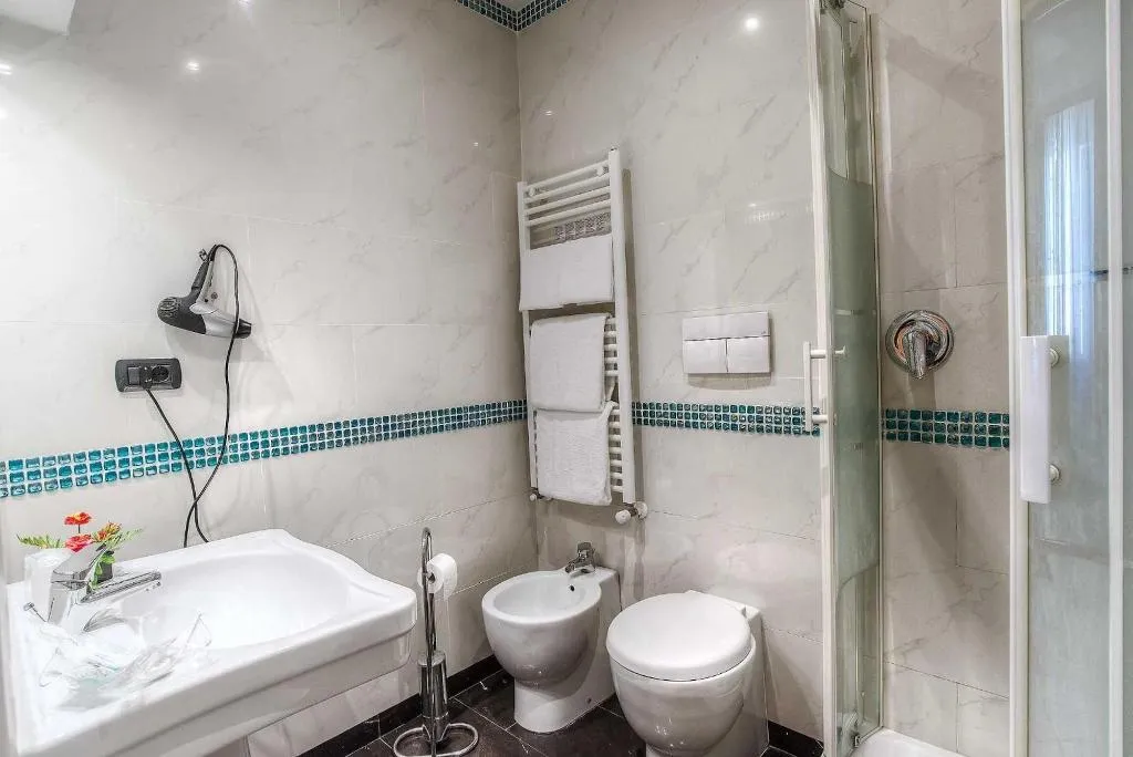 Room, Hotel Caracciolo, Naples