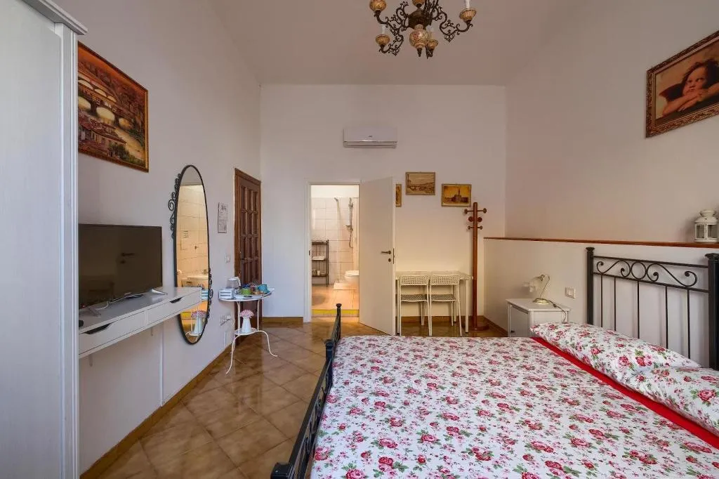 Room, Dimora Del Magnifico, Florence