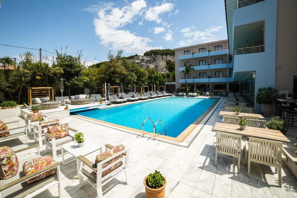 Pool, La Piscine Art Hotel, Skiathos