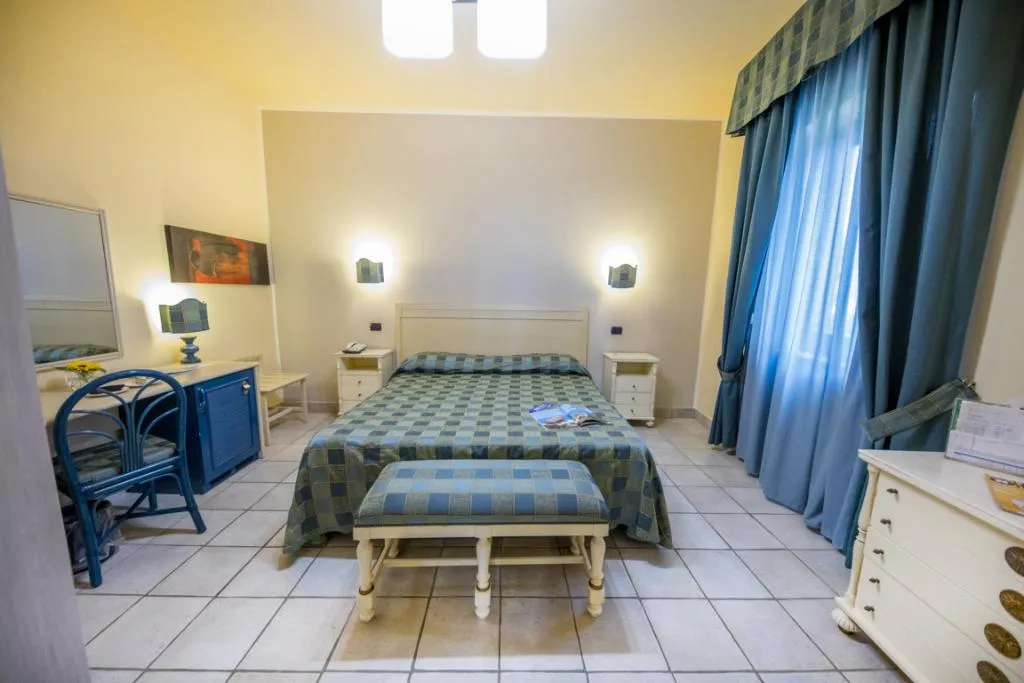 DOUBLE CLASSIC Room, Baia del Capitano, Palermo