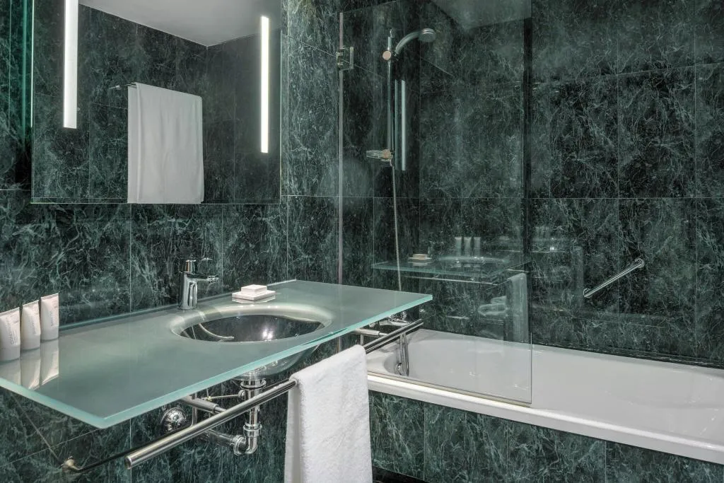 Room, AC Elda, Costa Blanca