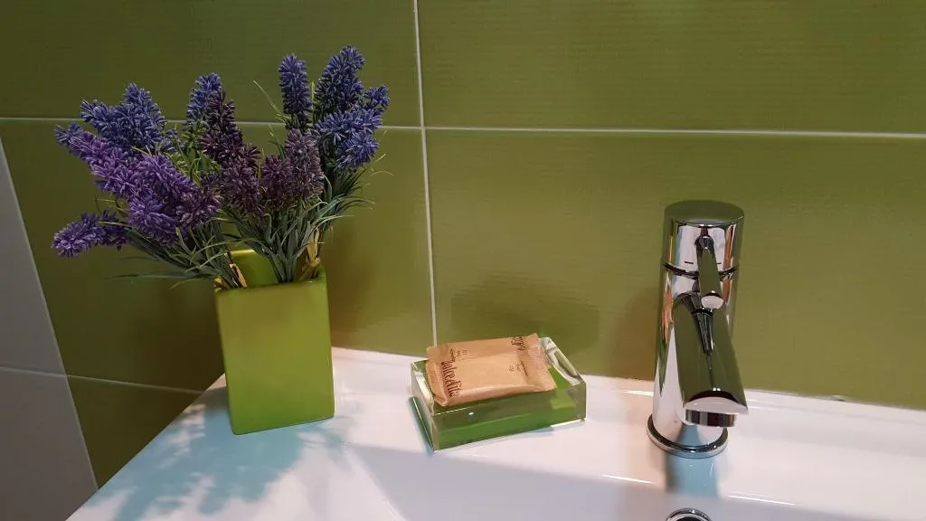 Room, B&B La Canzanella, Naples