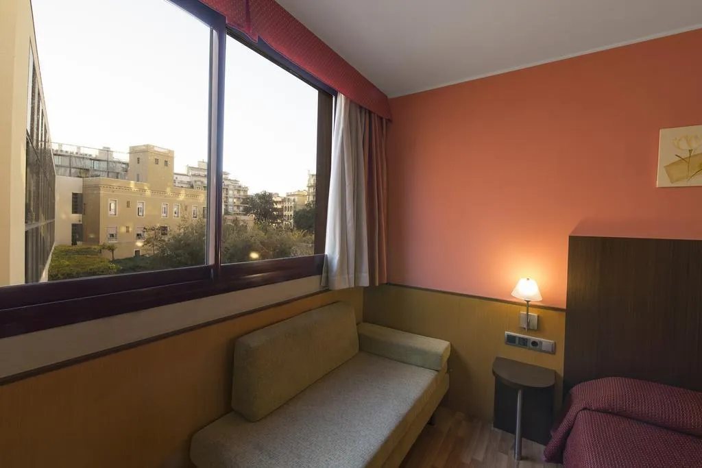 General view, Ronda Lesseps, Barcelona