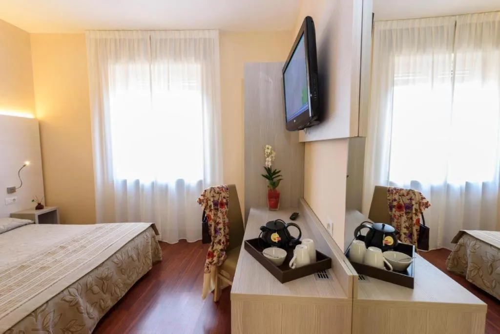 SINGLE STANDARD Room, Primavera, Milan