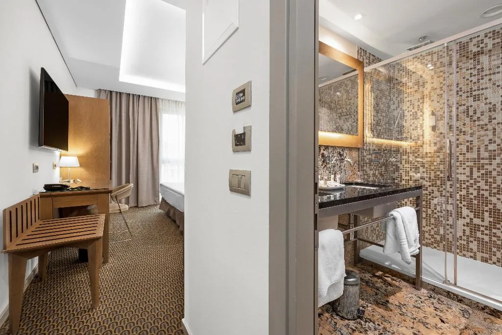 Double or Twin SUPERIOR Room, Hotel Royal Prague, Prague