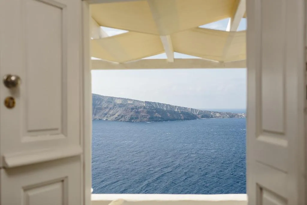 CAVE SUPERIOR Room, Oia Mare Villas, Santorini