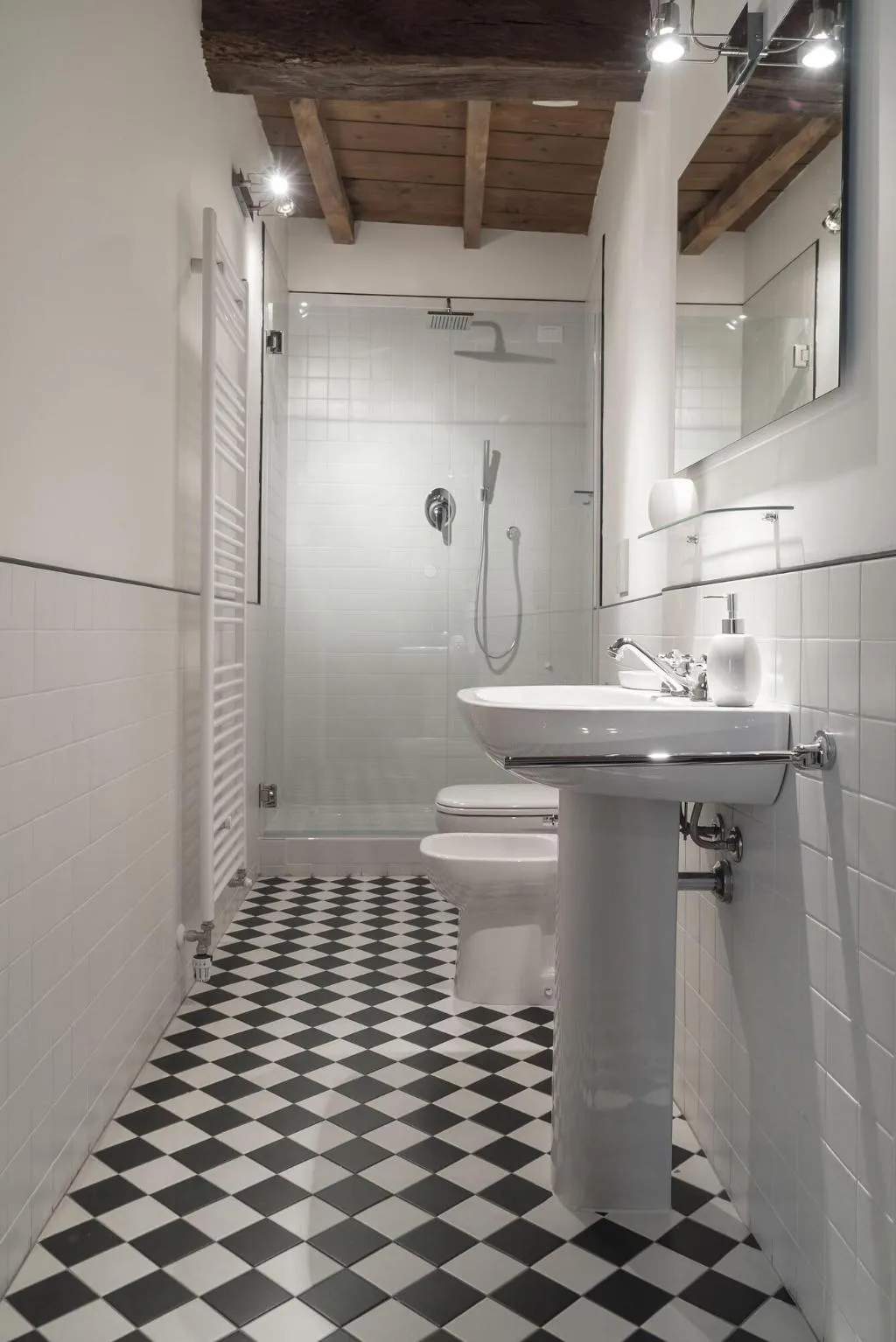Room, Locanda San Bernardo, Milan