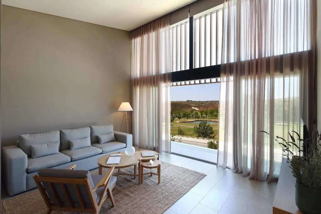 SUITE EXECUTIVE Room, Minthis Resort, Cyprus