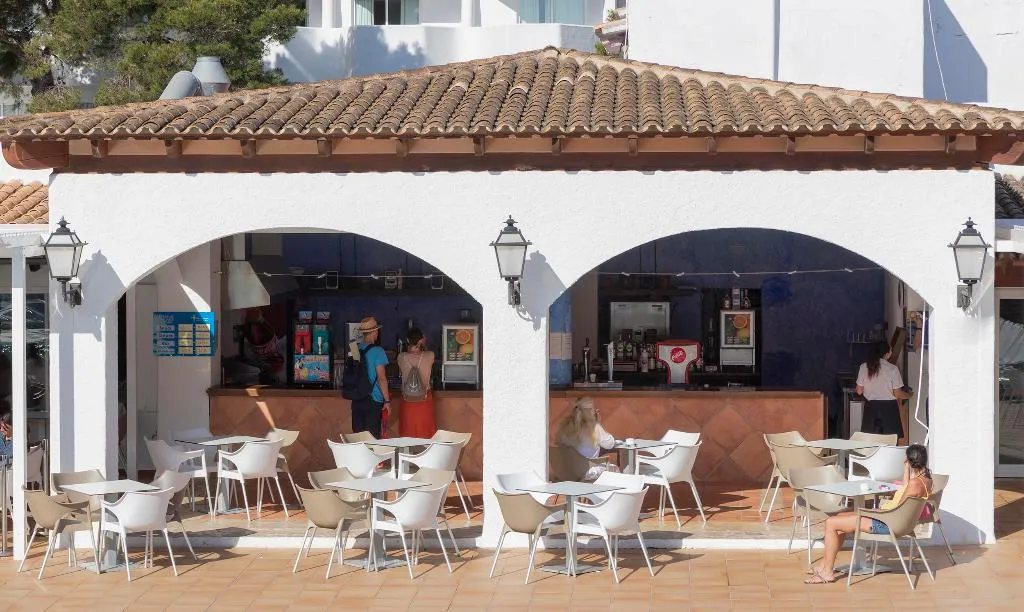 Bar, Hotel Palia Dolce Farniente,, Majorca